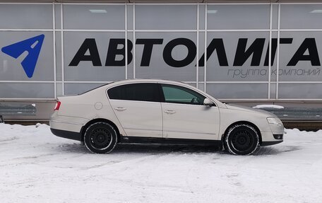 Volkswagen Passat B6, 2010 год, 798 000 рублей, 3 фотография