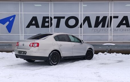 Volkswagen Passat B6, 2010 год, 798 000 рублей, 2 фотография