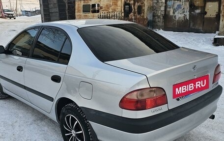 Toyota Avensis III рестайлинг, 2002 год, 490 000 рублей, 4 фотография