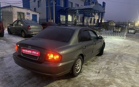 Hyundai Sonata IV рестайлинг, 2005 год, 450 000 рублей, 4 фотография