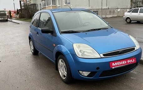 Ford Fiesta, 2005 год, 580 000 рублей, 2 фотография