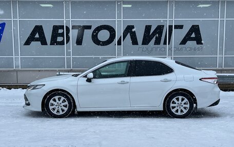 Toyota Camry, 2019 год, 3 087 000 рублей, 4 фотография