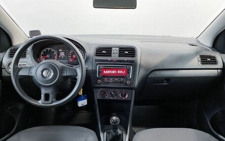 Volkswagen Polo VI (EU Market), 2015 год, 824 000 рублей, 7 фотография