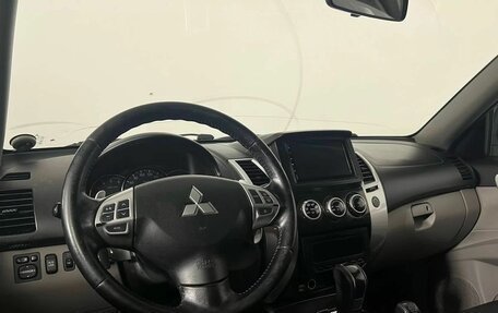 Mitsubishi Pajero Sport II рестайлинг, 2012 год, 1 489 000 рублей, 22 фотография