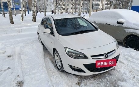 Opel Astra J, 2013 год, 720 000 рублей, 2 фотография