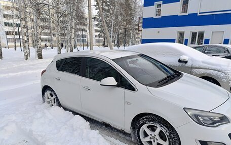 Opel Astra J, 2013 год, 720 000 рублей, 9 фотография