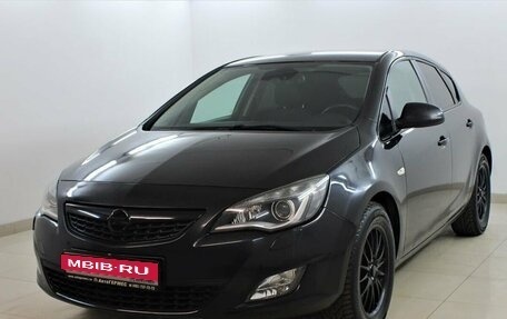 Opel Astra J, 2011 год, 770 000 рублей, 1 фотография