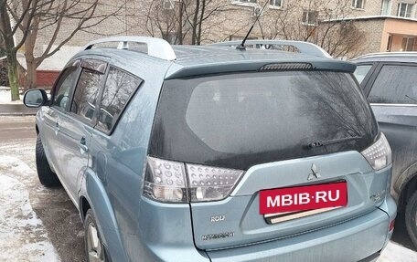 Mitsubishi Outlander III рестайлинг 3, 2007 год, 1 100 000 рублей, 2 фотография