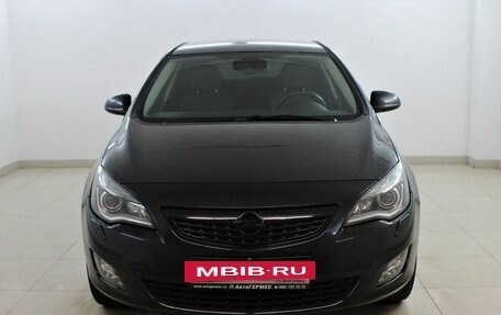 Opel Astra J, 2011 год, 770 000 рублей, 2 фотография