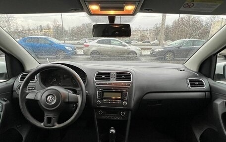 Volkswagen Polo VI (EU Market), 2012 год, 11 фотография