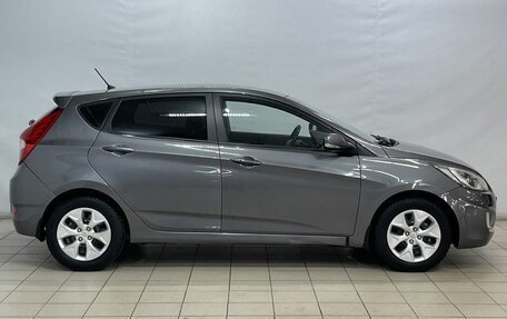 Hyundai Solaris II рестайлинг, 2011 год, 970 000 рублей, 8 фотография