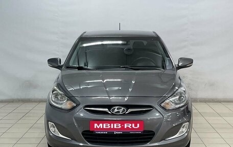 Hyundai Solaris II рестайлинг, 2011 год, 970 000 рублей, 3 фотография