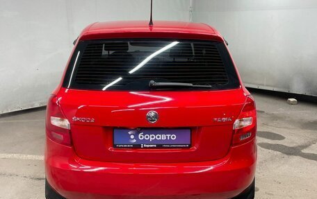 Skoda Fabia II, 2014 год, 650 000 рублей, 6 фотография