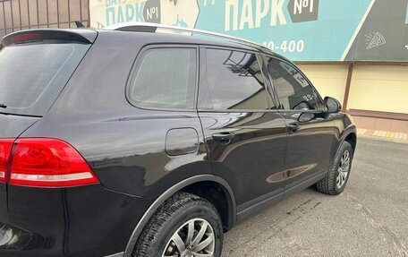 Volkswagen Touareg III, 2010 год, 2 100 000 рублей, 4 фотография