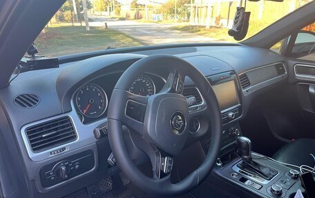 Volkswagen Touareg III, 2010 год, 2 100 000 рублей, 13 фотография