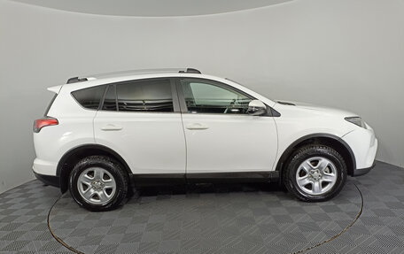 Toyota RAV4, 2017 год, 2 697 000 рублей, 5 фотография