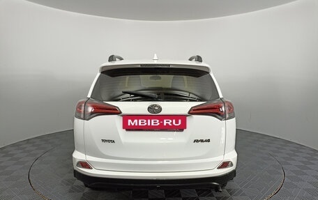 Toyota RAV4, 2017 год, 2 697 000 рублей, 7 фотография