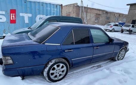 Mercedes-Benz W124, 1990 год, 200 000 рублей, 3 фотография