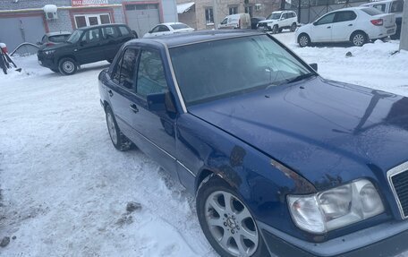 Mercedes-Benz W124, 1990 год, 200 000 рублей, 10 фотография