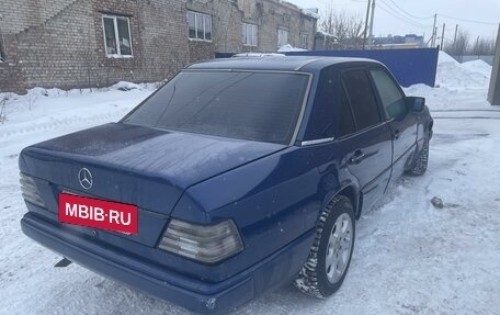 Mercedes-Benz W124, 1990 год, 200 000 рублей, 9 фотография