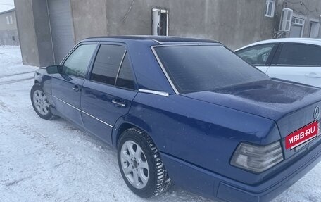 Mercedes-Benz W124, 1990 год, 200 000 рублей, 12 фотография