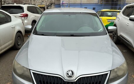 Skoda Rapid I, 2015 год, 1 220 000 рублей, 2 фотография