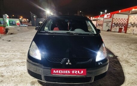 Mitsubishi Colt VI рестайлинг, 2004 год, 600 000 рублей, 5 фотография