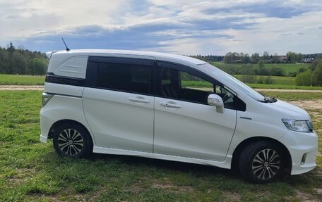 Honda Freed I, 2014 год, 1 440 000 рублей, 5 фотография