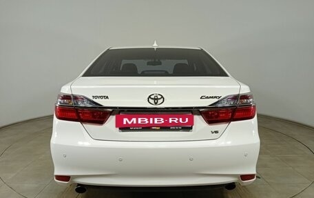 Toyota Camry, 2016 год, 2 800 000 рублей, 6 фотография