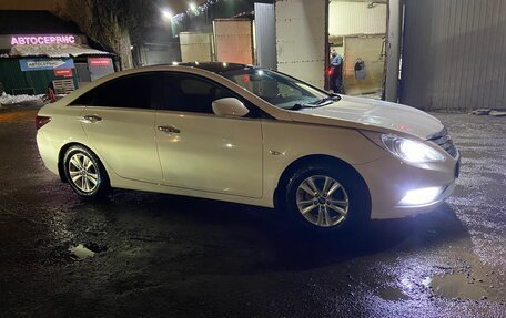 Hyundai Sonata VI, 2012 год, 1 370 000 рублей, 12 фотография