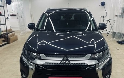 Mitsubishi Outlander III рестайлинг 3, 2019 год, 3 170 000 рублей, 1 фотография