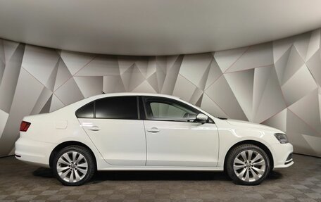 Volkswagen Jetta VI, 2018 год, 1 695 000 рублей, 6 фотография