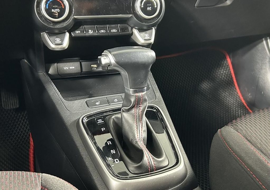 KIA Rio, 2020 год, 1 799 000 рублей, 18 фотография