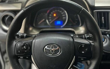 Toyota RAV4, 2012 год, 2 597 000 рублей, 18 фотография