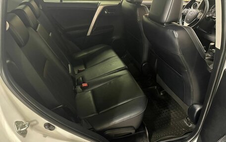 Toyota RAV4, 2012 год, 2 597 000 рублей, 27 фотография