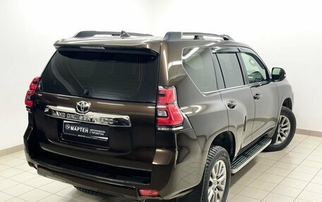 Toyota Land Cruiser Prado 150 рестайлинг 2, 2017 год, 5 358 000 рублей, 9 фотография