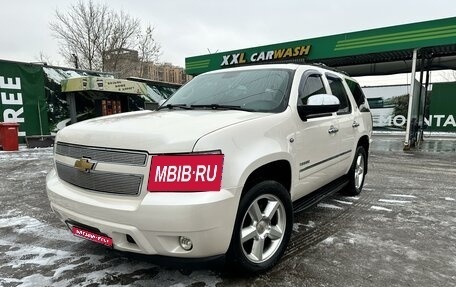 Chevrolet Tahoe III, 2012 год, 3 200 000 рублей, 1 фотография