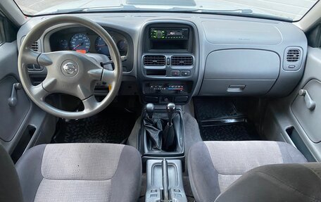 Nissan NP300, 2011 год, 1 109 000 рублей, 13 фотография