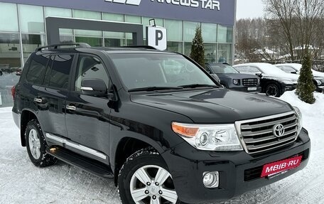 Toyota Land Cruiser 200, 2014 год, 4 790 000 рублей, 2 фотография