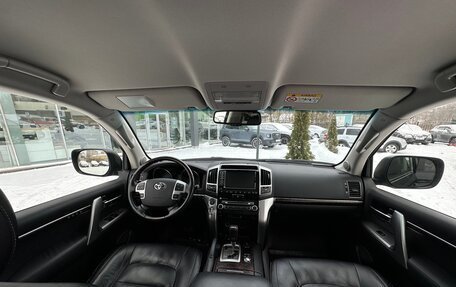 Toyota Land Cruiser 200, 2014 год, 4 790 000 рублей, 15 фотография