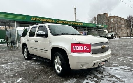 Chevrolet Tahoe III, 2012 год, 3 200 000 рублей, 2 фотография