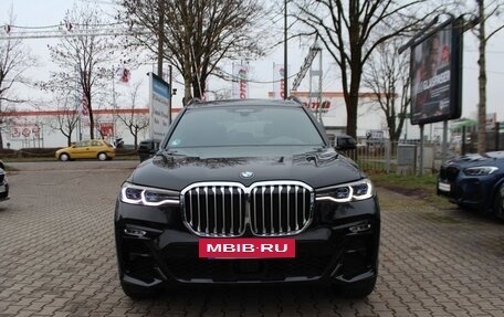 BMW X7, 2022 год, 10 479 000 рублей, 2 фотография