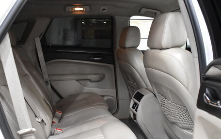 Cadillac SRX II рестайлинг, 2011 год, 849 000 рублей, 13 фотография