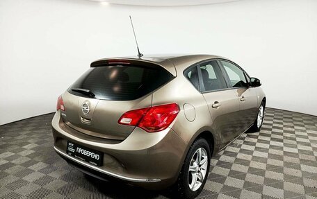 Opel Astra J, 2014 год, 890 000 рублей, 5 фотография