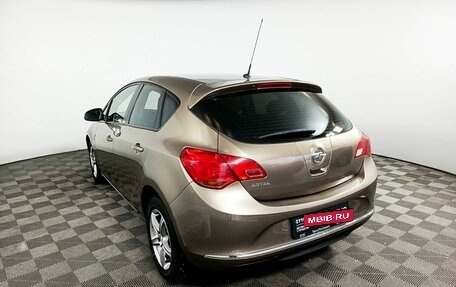 Opel Astra J, 2014 год, 890 000 рублей, 7 фотография