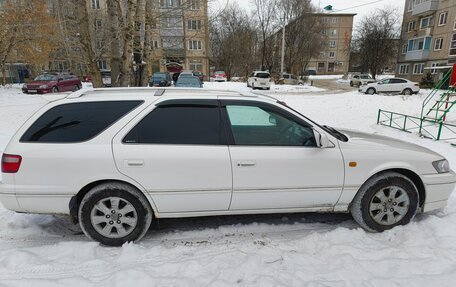 Toyota Camry, 1997 год, 450 000 рублей, 1 фотография