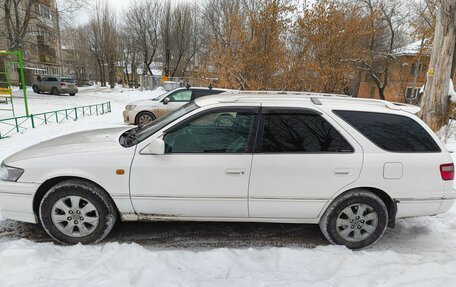 Toyota Camry, 1997 год, 450 000 рублей, 3 фотография