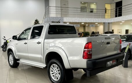 Toyota Hilux VII, 2012 год, 2 787 000 рублей, 6 фотография