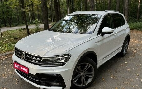 Volkswagen Tiguan II, 2018 год, 3 100 000 рублей, 1 фотография