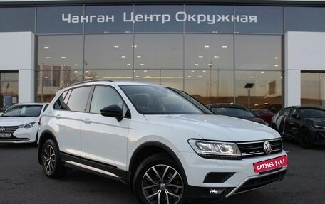 Volkswagen Tiguan II, 2018 год, 2 656 700 рублей, 3 фотография